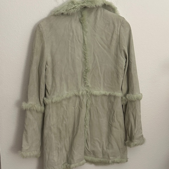 Vintage Green leather and Fur Trim Coat - Picture 8 of 10